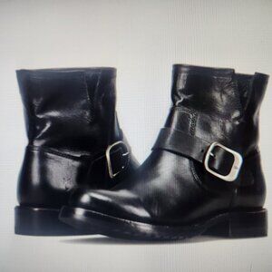 FRYE Black Leather "Veronica" Booties. NIB. Size 6.5